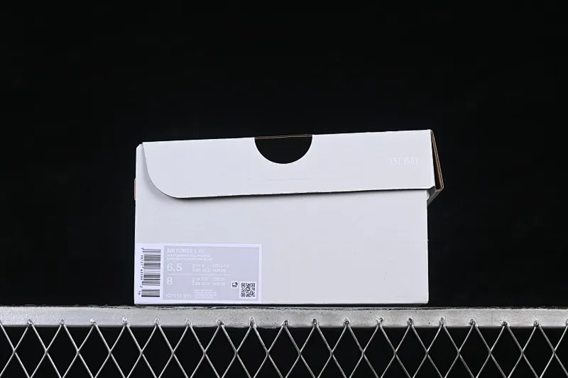 All categories Nk Air Force 1 Air Force series Nk Air Force 1 Low Air Force low-top Y version Nike Air Force 1'07 Low Year of the Horse limited edition Air Force 1 low-top casual sneakers IQ1119-011
